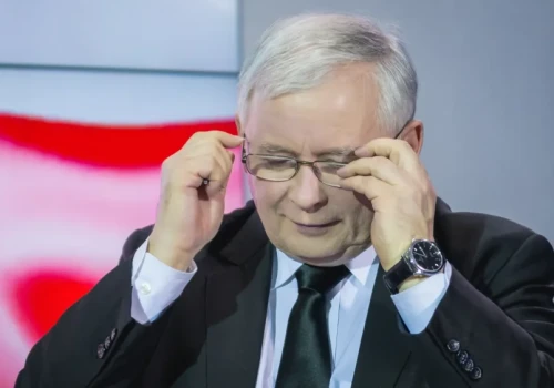 Nowy sondaż już na biurku Kaczyńskiego. 26 proc., ale to jest powrót do gry