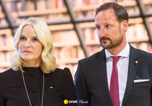 Nad rodziną Mette-Marit znów ciemne chmury. 60 osób poszło do sądu