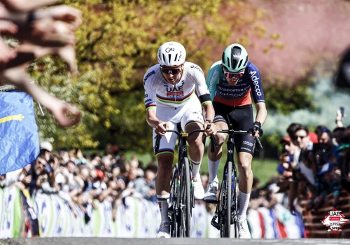 Greg LeMond: „Paul Seixas to następny Bernard Hinault”