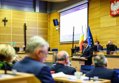 Małopolski sejmik zaprotestował przeciwko ustanowieniu roku 2027 Rokiem Ukraińskiej Powstańczej Armii (UPA), Romana Szuchewycza oraz Ołeha Olżycza