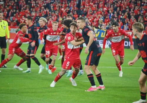 12. kolejka Ekstraklasy 2026/27. Klasyk dla Kolejorza, Widzew z Górnikiem – gole kadrowiczów. Wyniki, tabela i ciekawostki