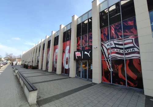 Kibice żądali jego odejścia. Cracovia rozstaje się z Filipem Trubalskim