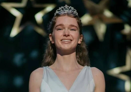 „Carrie” wychodzi z ognia. Czy Mike Flanagan uratował bohaterkę Kinga kosztem serialu?