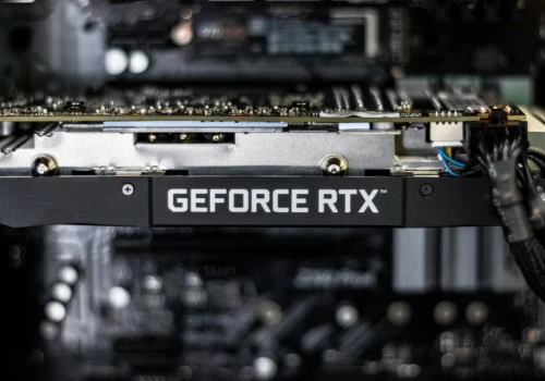 NVIDIA Ci o tym nie powie. Starsze karty z serii RTX da się mocno przyspieszyć