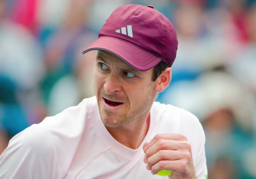 ATP w Bazylei: Hubert Hurkacz - Zizou Bergs. Gdzie obejrzeć? Transmisja TV i stream online