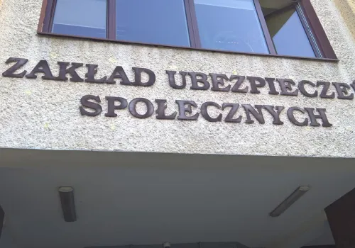 Ćwiczenia ewakuacyjne w ZUS w Nowym Sączu. Możliwe utrudnienia w ruchu
