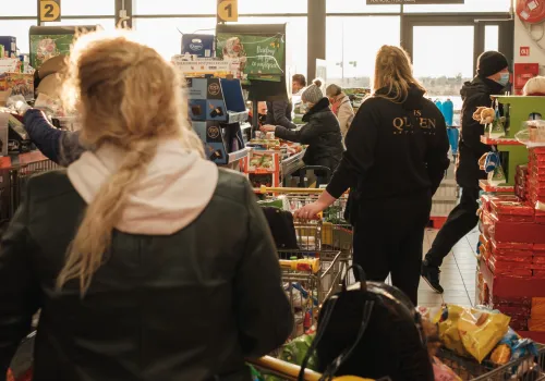 Ma beta-karoten, potas i tylko 28 kcal. Biedronka przecenia wszystkie odmiany