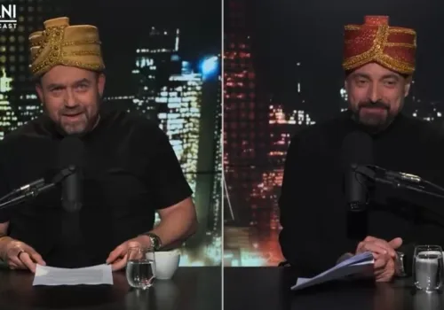Sekielski i Węglarczyk w turbanach maharadżów. Podlizują się Tuskowi?
