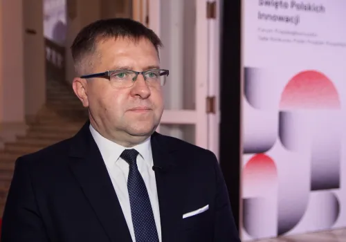 Fundusze Europejskie wspierają coraz więcej obszarów innowacji. Firmy potrzebują też pomocy w ekspansji zagranicznej