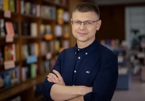 Dr Konrad Ciesiołkiewicz: Mamy pokolenie strasznie przeciążone informacyjnie