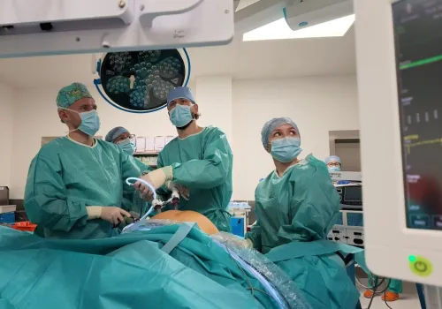 Lekarze z Sieradza zmniejszyli żołądek 37-latce. Pacjentka przeszła operację bariatryczną