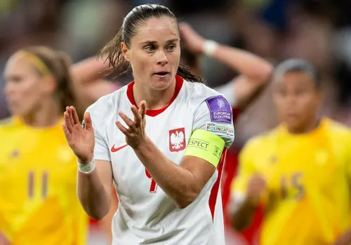Polacy zabrali głos ws. futbolu kobiet. Wyniki dają do myślenia