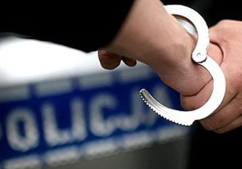 Policjant z Boguchwały miał okradać domy! Trafił do aresztu