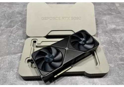 Koniec GeForce RTX 5090? NVIDIA zaprzecza, ale rynek pokazuje prawdę