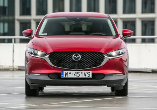 Używana Mazda CX-30 (od 2019 r.). Co lepsze – benzyna czy diesel?