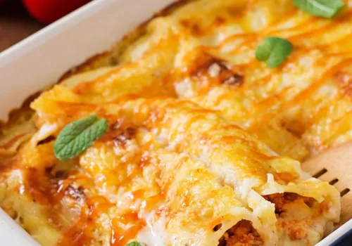 Przypomina lasagne, a jest lżejsza. Zapiekanka na obiad w wersji premium