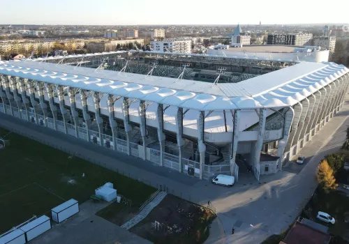 Co z elewacją stadionu przy Struga? Prezydent zapowiada... nowy projekt