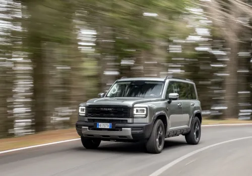 Nowy chiński SUV w drodze do Polski. Wygląda jak Toyota Land Cruiser