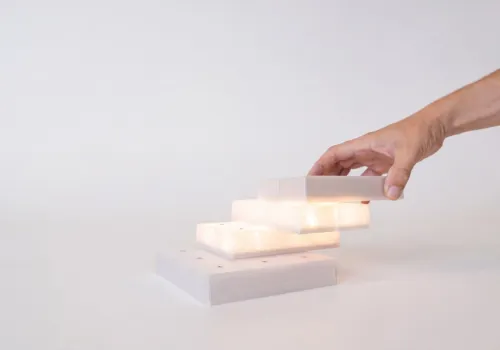 Wygląda jak Jenga i układa się jak Jenga, ale to nie jest Jenga, tylko coś bardziej znajomego