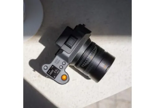Hasselblad X2D II z Linuksem na pokładzie. I nadal robi zdjęcia
