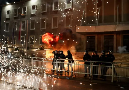 Albania: gwałtowne protesty przeciw rządowi