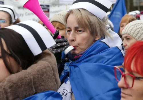 Koniec sporu o kształcenie położnych. Ministerstwo Zdrowia wycofuje się z głośnej zmiany