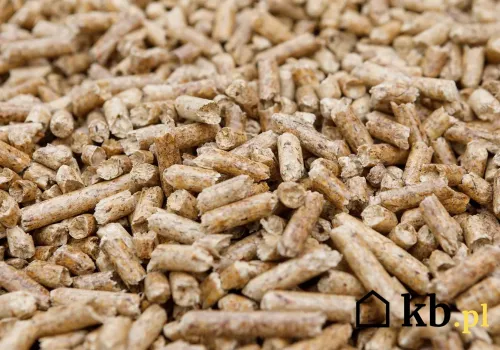 Kupił paletę pelletu w maju i drugą w listopadzie. To „ten sam” opał, ale kocioł zachowuje się inaczej