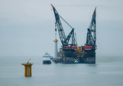 Na polskie morze wróci gigantyczny statek Thialf. Inwestycja za 27 mld zł idzie pełną parą