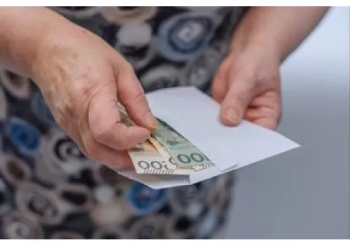 Straciła pół miliona złotych. Zaufała "marynarzowi"