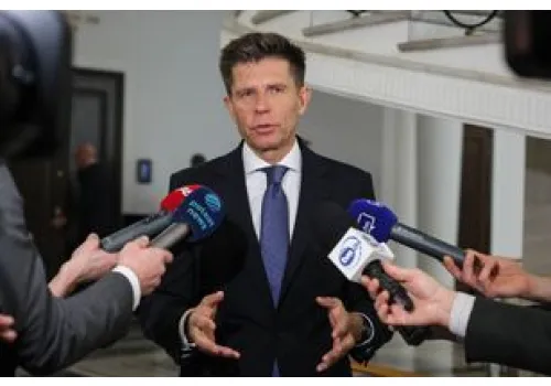 Senat zdecydował ws. zmian w podatkach. Odrzucił rewolucyjne poprawki Kowalskiego i Petru