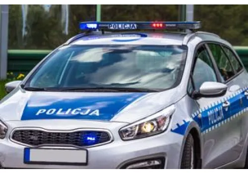 Biały Bór: Zatrzymany trzy razy w ciągu godziny! Brał udział w kradzieży, pił alkohol w miejscu publicznym, później prowadził auto