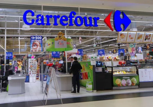 Carrefour znika z kolejnego miasta