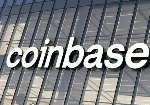 Zewnętrzny partner Coinbase zalicza wyciek. Giełda uspokaja klientów