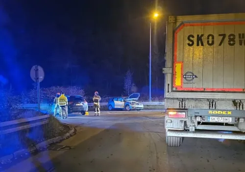 Wypadek w Jaworznie. Dwie zostały ranne i trafiły do szpitala