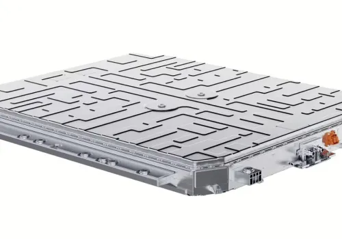 Chiński SVolt rozpoczyna masą produkcję baterii prawie-solid-state o pojemności 100 kWh. Ładowanie 6 C, napięcie 900 V