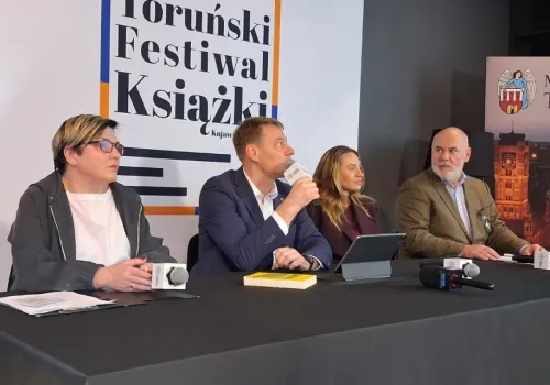 Szczepan Twardoch, Jakub Małecki i Jakub Żulczyk gośćmi Toruńskiego Festiwalu Książki
