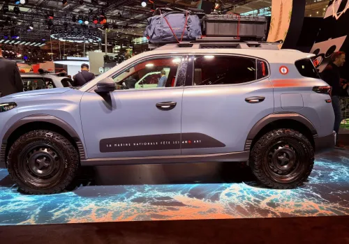 Ten Citroën C3 Aircross wygląda jakby nie bał się piasku ani błota