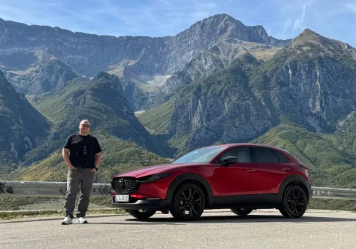 Ten japoński bestseller jest z nami od 2019 r. I będzie dłużej. Tak zmieniła się Mazda CX-30
