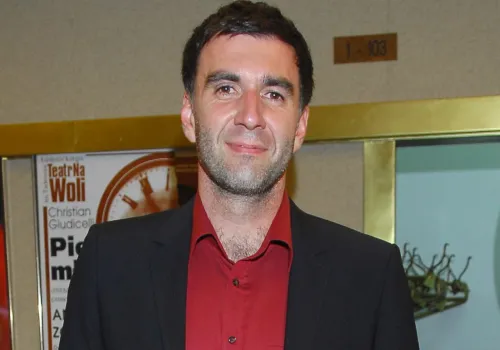 Radosław Krzyżowski od 27 lat jest mężem znanej aktorki. Jej twarz kojarzą miliony widzów