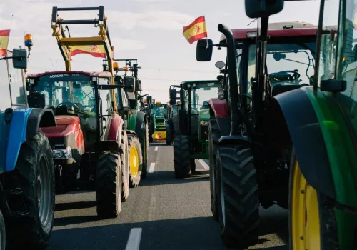 Rolnicy wyjechali na ulice, ale musieli przerwać protest