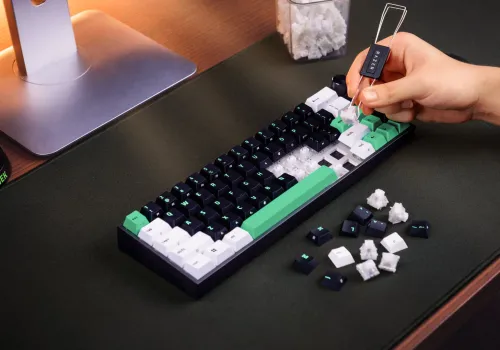 Razer Reclusa Mini 65% oficjalnie! Kompaktowa klawiatura z magnetycznymi przełącznikami i Rapid Trigger!