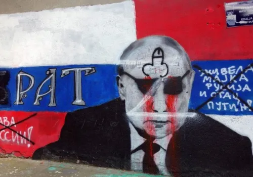 Serbowie chcą rozliczeń. Rosyjskie interesy czekają na nowy rząd?