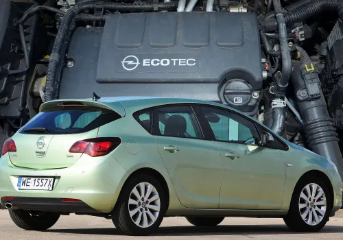 Używany Opel Astra J (2009-2018) – którego silnika unikać?