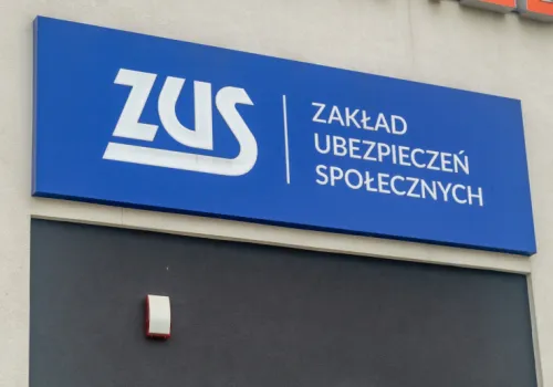 „To nie jest emerytura, tylko zasiłek”. Ekspert chce zmian w 13. i 14. emeryturze