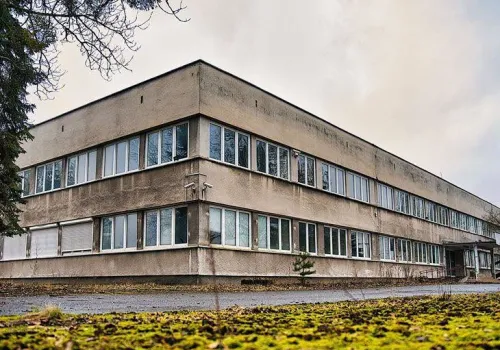 Dawną siedzibę bydgoskiej uczelni przejmuje wojsko. Na ul. Przemysłowej będzie biuro dowództwa
