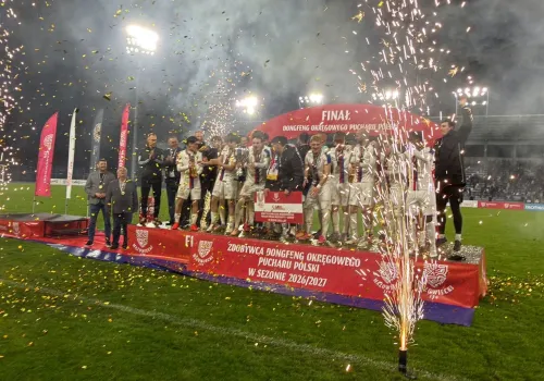 Broń Radom rozbiła Szydłowiankę w finale okręgowego Pucharu Polski. Interwencja medyczna na trybunach