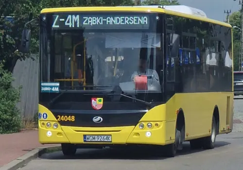 Ząbki – 1 listopada więcej kursów autobusów na ząbkowskie nekropolie