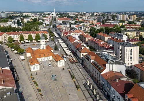 Polskie miasto śni o lotnisku. Miliony za trzy połączenia dziennie