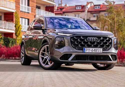 Test Audi Q7 TDI. Na każdym kroku zaskakuje technologiami