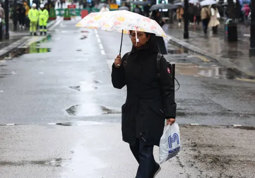 57-latka ma banalny sposób na utrzymanie formy. Nie potrzebuje do tego siłowni